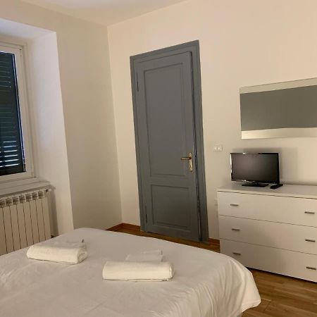 Giuliani 23 Apartment ترييستي المظهر الخارجي الصورة