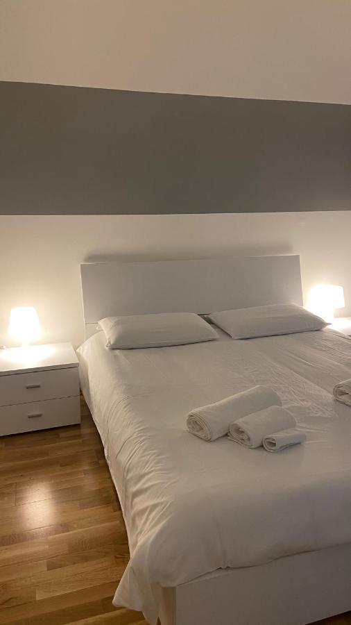 Giuliani 23 Apartment ترييستي المظهر الخارجي الصورة