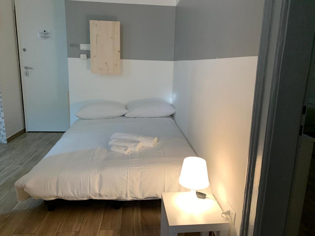 Giuliani 23 Apartment ترييستي المظهر الخارجي الصورة